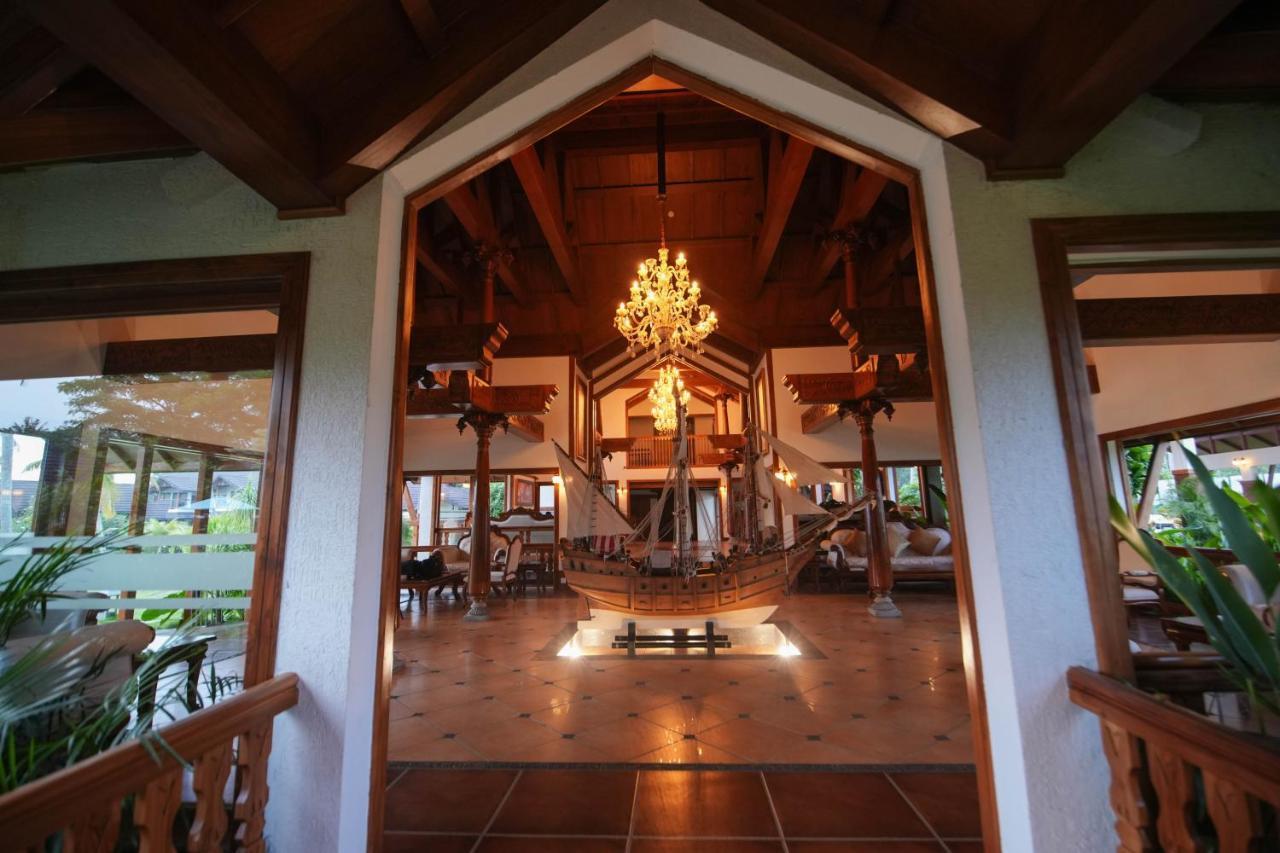 Gokulam Grand Resort & Spa, クマラコム エクステリア 写真