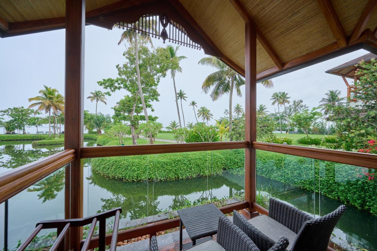Gokulam Grand Resort & Spa, クマラコム エクステリア 写真